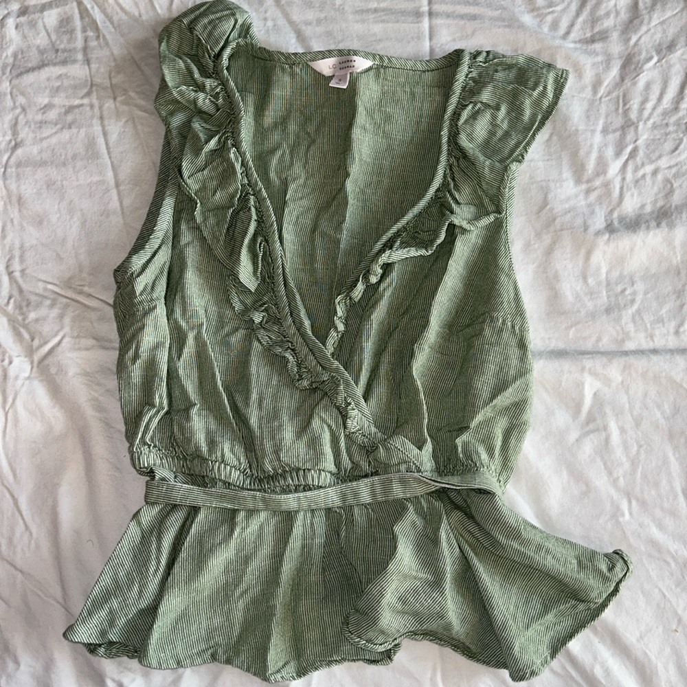 Sleeveless White & Green Striped Top / Blouse - Lauren Conrad - Women’s S